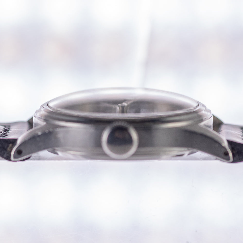 TAVANNES Bulls eye Black Gilt Dial