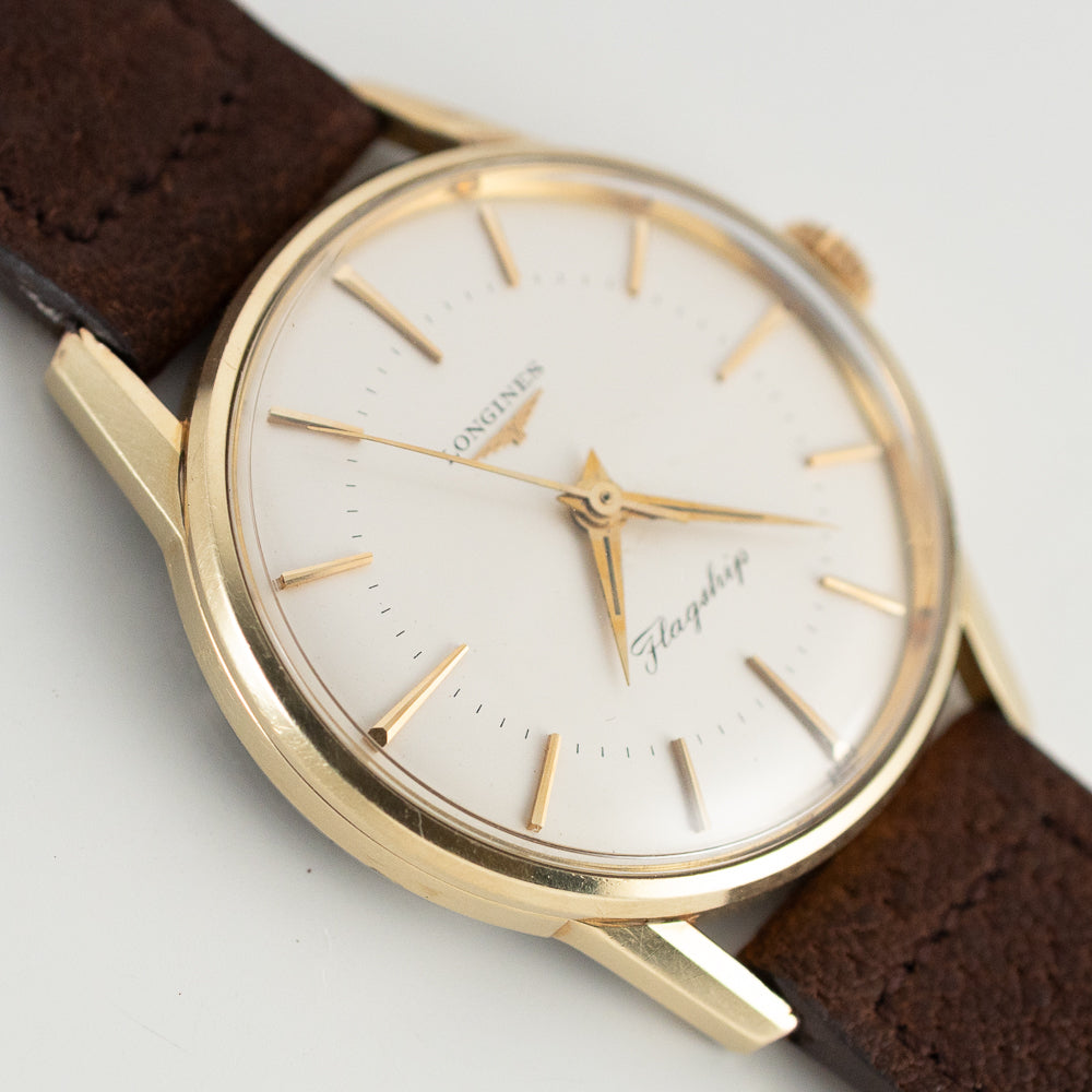 LONGINES Flagship Ref.304 Luminous on the tension ring Extract from the Archives