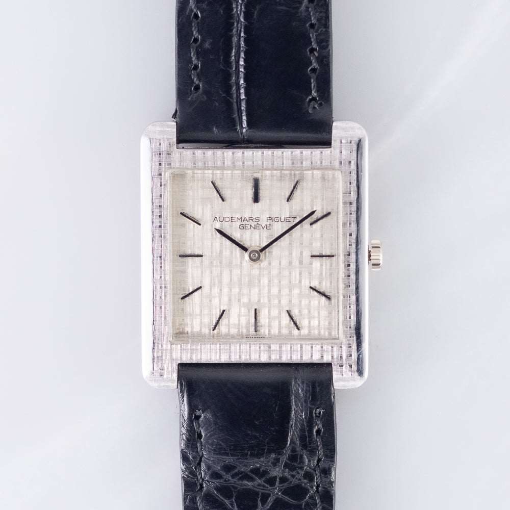 Audemars Oak シューマッハ 専用カタログ ケース付 AUDEMARS PIGUET Ref.5263 TANK Chequered Dial with original