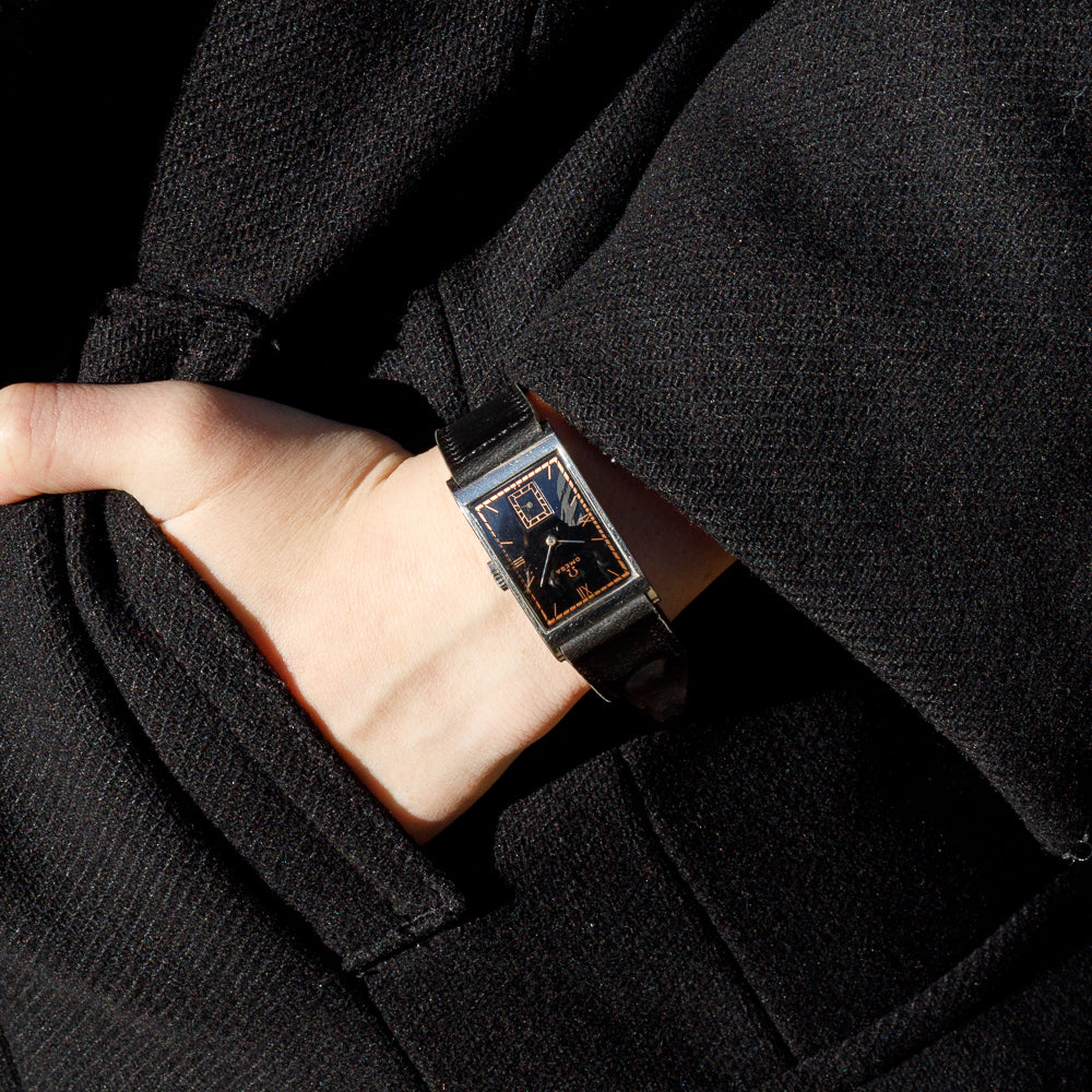 OMEGA T17 Black Gilt dial