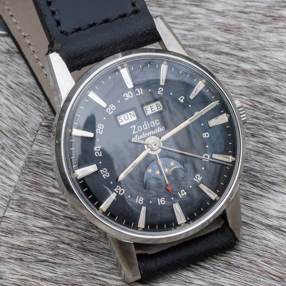 ZODIAC Triple Calendar Moonphase Black Black Gilt Dial