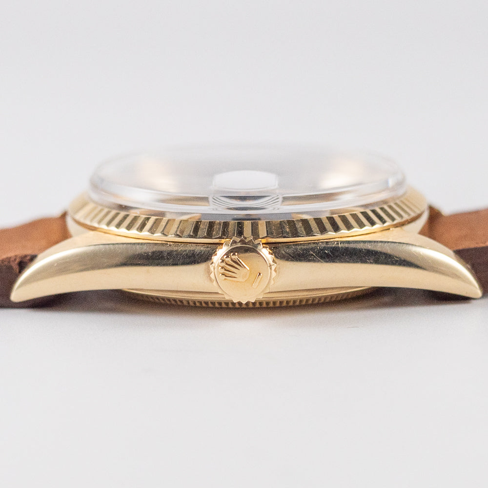 ROLEX DATEJUST Ref.1601 14K Yellow Gold Black Gilt Dial