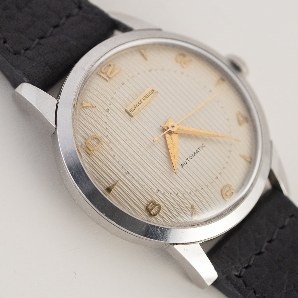 ULYSSE NARDIN Guilloche dial