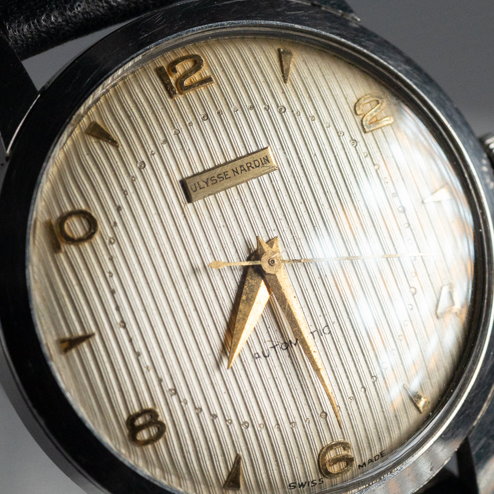 ULYSSE NARDIN Guilloche dial
