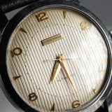 ULYSSE NARDIN Guilloche dial