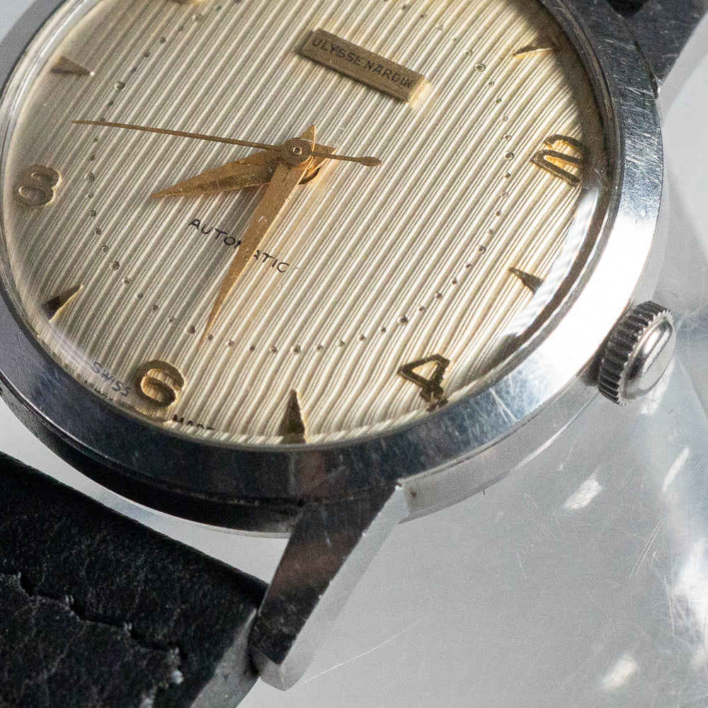 ULYSSE NARDIN Guilloche dial
