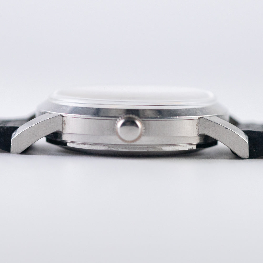 ULYSSE NARDIN Guilloche dial