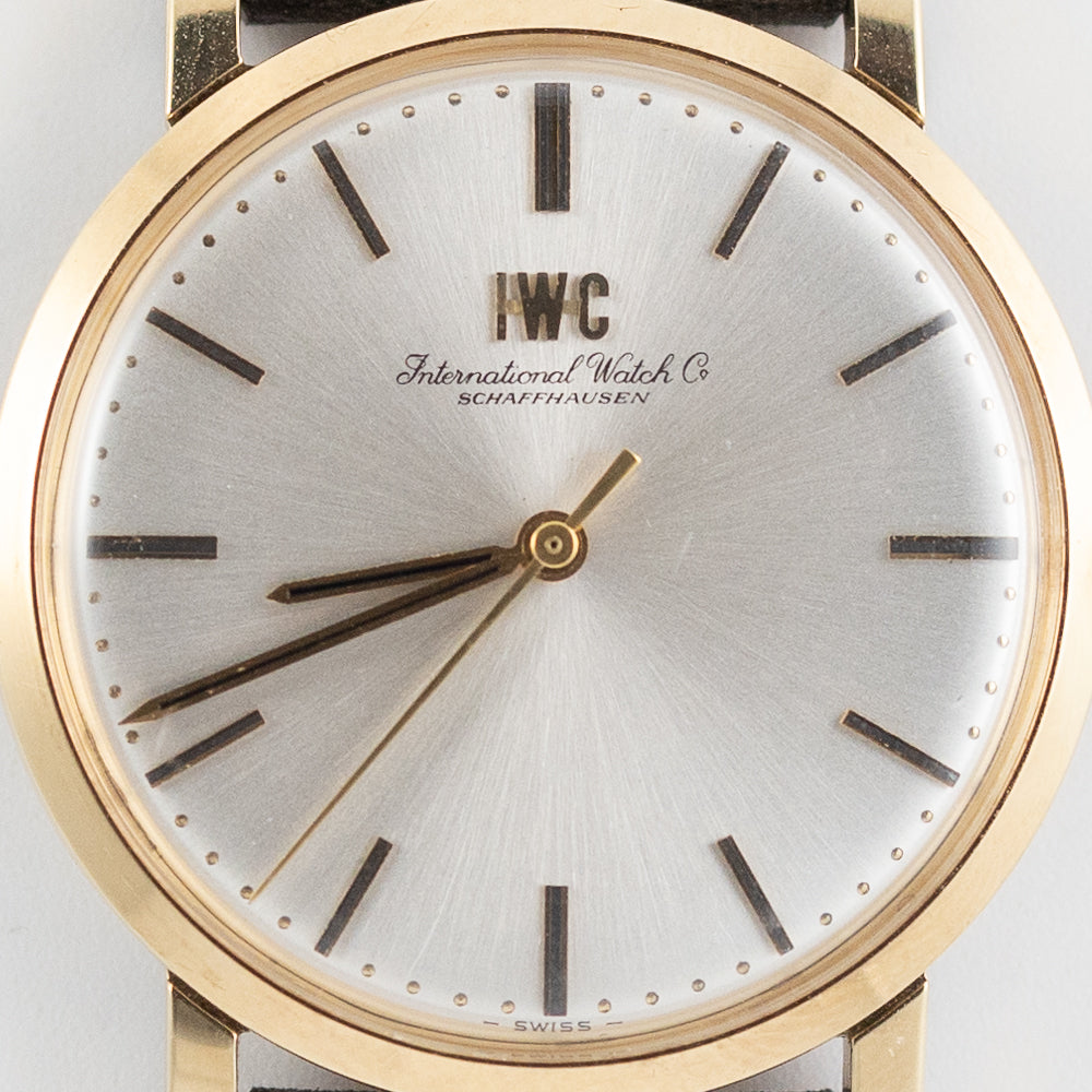 IWC Ref.2400 Cal.403 14K Yellow Gold