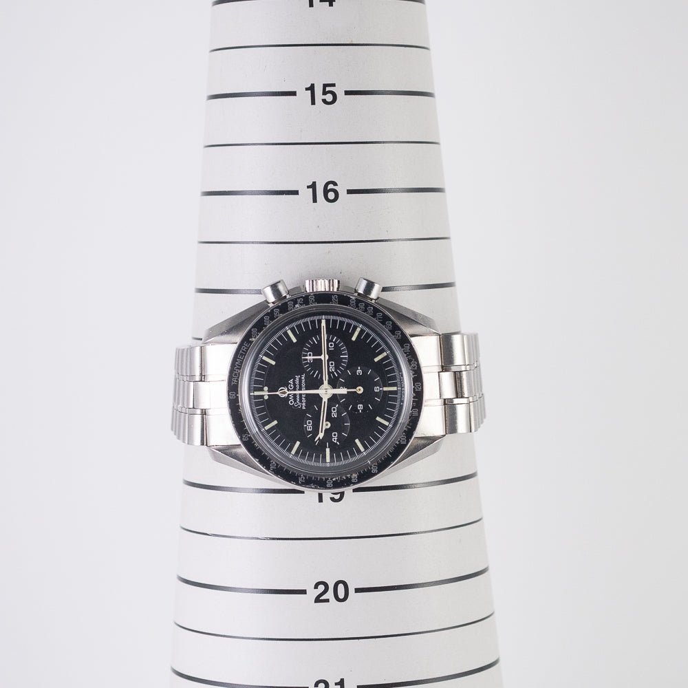 OMEGA Speedmaster Ref.145.022-69 Straight Line
