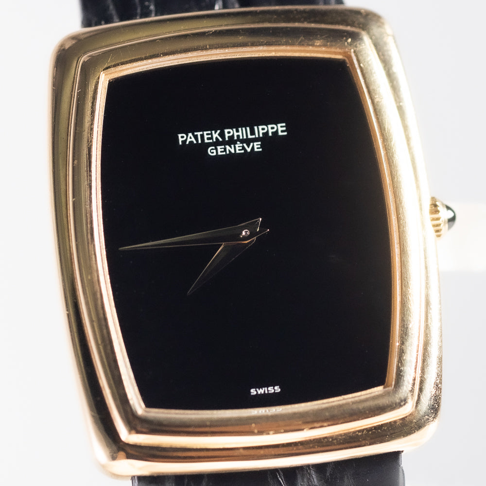 PATEK PHILIPPE Onyx Dial Ref.3628 serviced by Patek Philippe