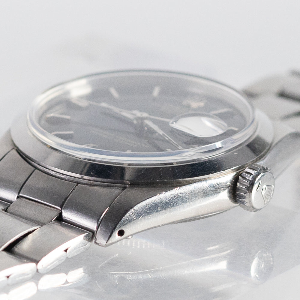 ROLEX OYSTER PERPETUAL DATE Ref.1500 Black Gilt Dial