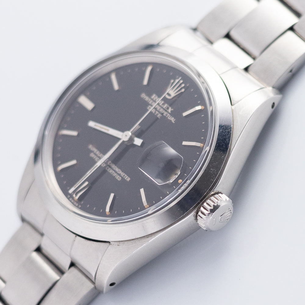 ROLEX OYSTER PERPETUAL DATE Ref.1500 Black Gilt Dial