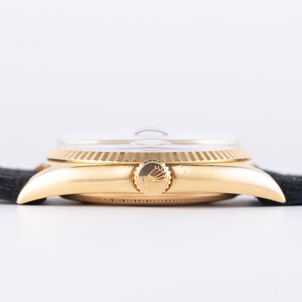 ROLEX DATEJUST Ref.1601 Linen Dial 18K Yellow Gold
