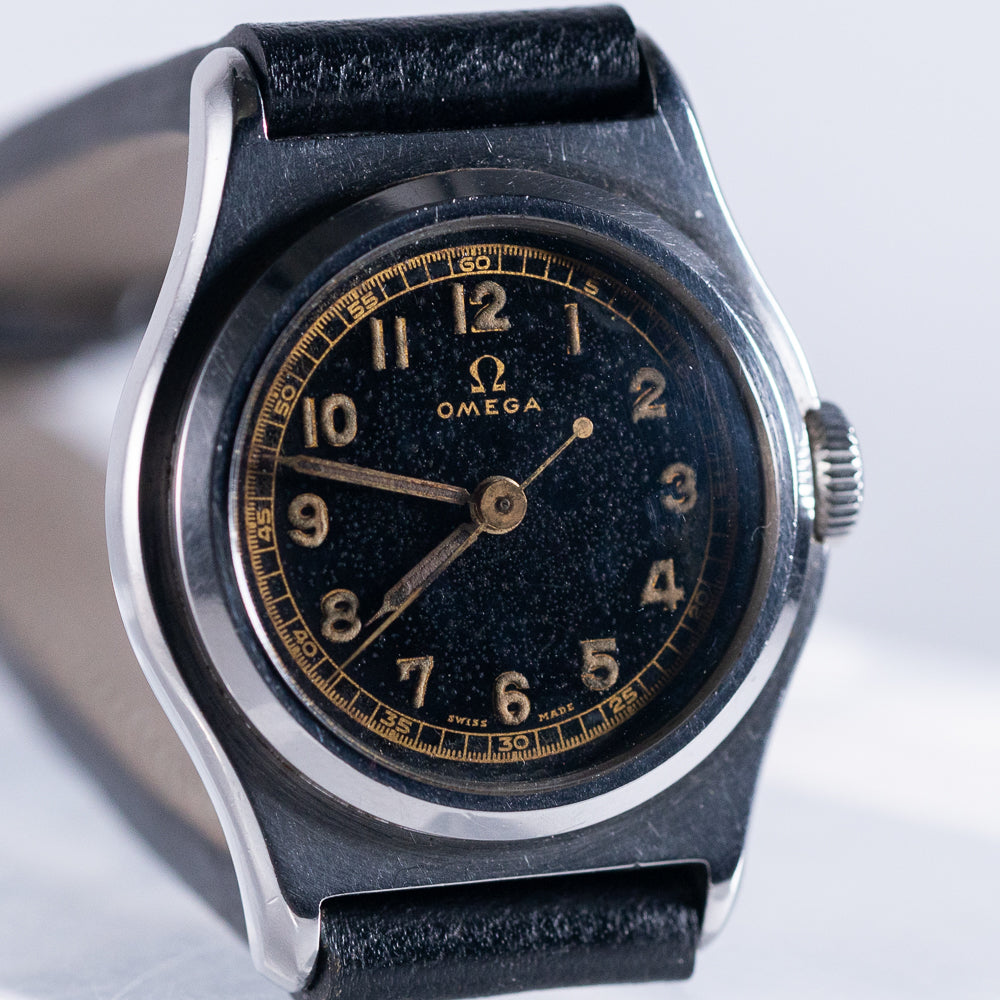 OMEGA Ref.389 Tre-Tacche Black Gilt Dial