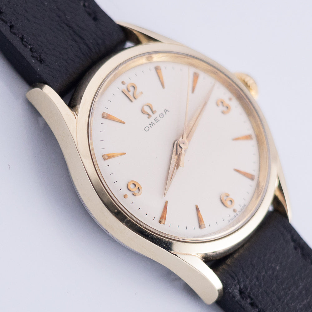 OMEGA 32mm Seamaster Ref.2829 / 2830