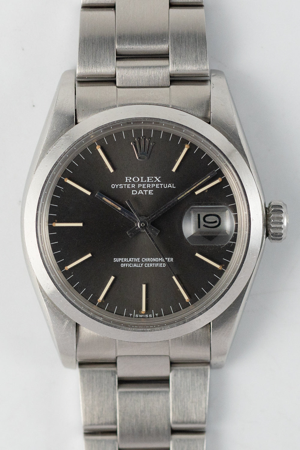 ROLEX OYSTER PERPETUAL DATE Ref.1500 Gray Dial – TIMEANAGRAM 