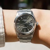 ROLEX OYSTER PERPETUAL DATE Ref.1500 Gray Dial