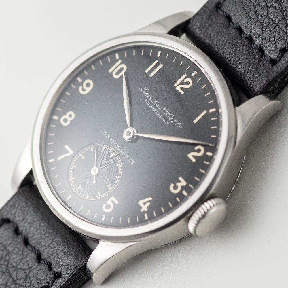 IWC Calatrava Balck Gilt Dial Cal.83 Earliest Screw-in Case Back
