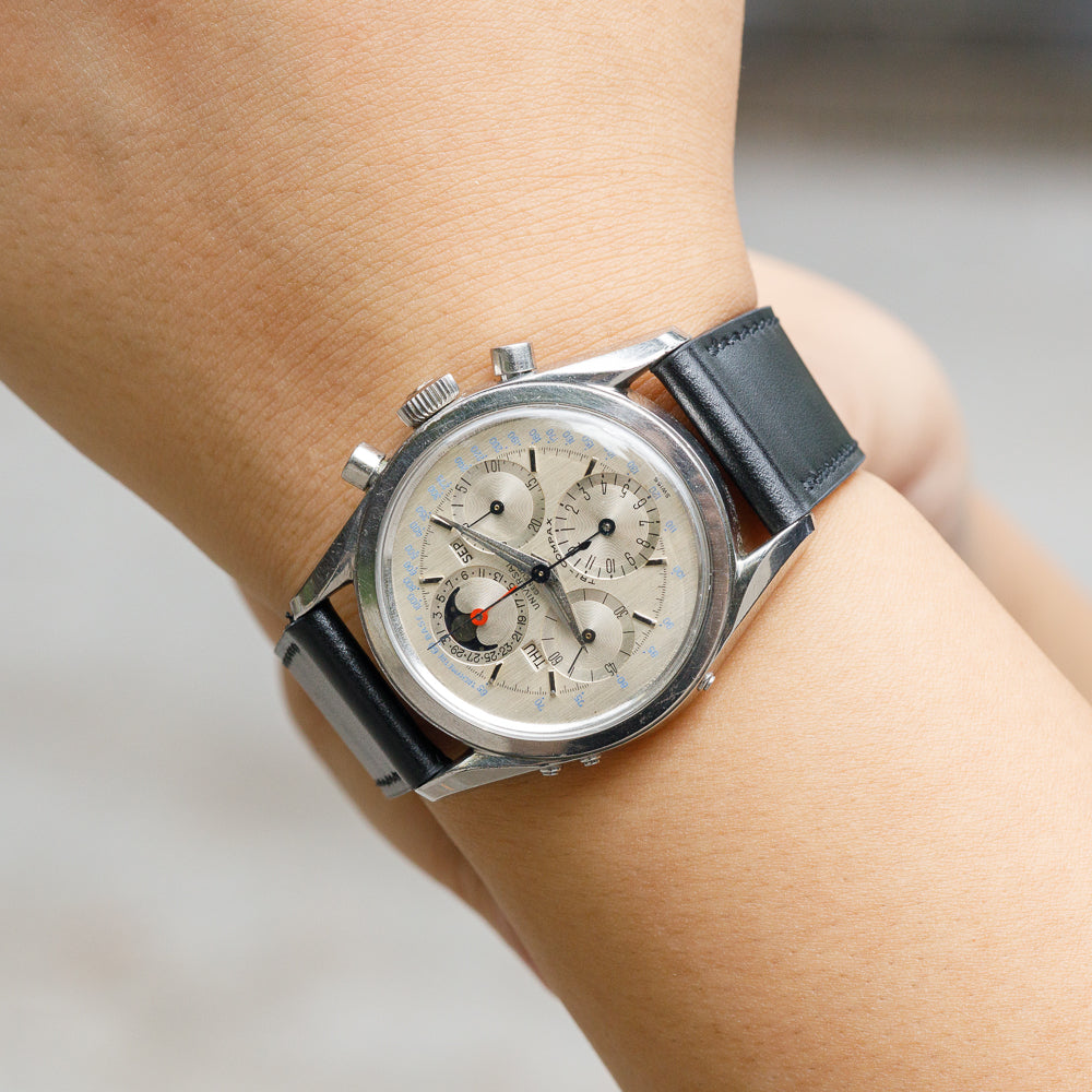UNIVERSAL GENEVE TRI-COMPAX Ref.222100-2