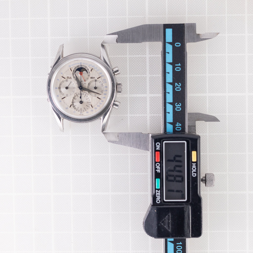 UNIVERSAL GENEVE TRI-COMPAX Ref.222100-2
