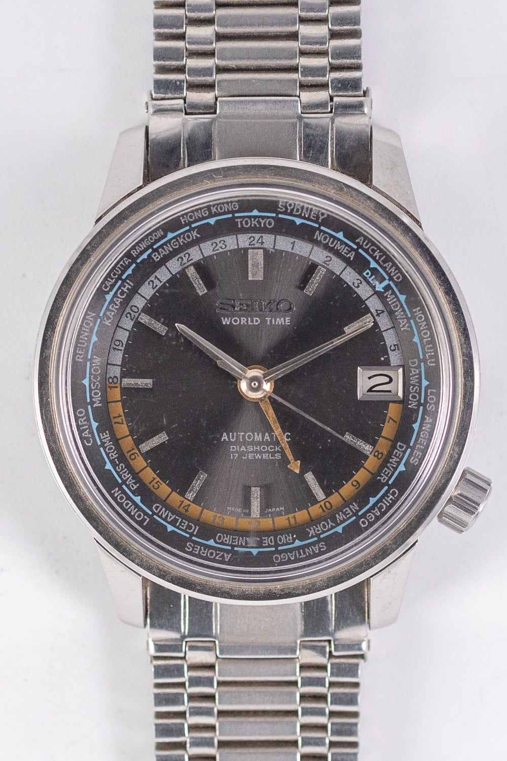 SEIKO WORLD TIME REF.6217-7000 NEW OLD STOCK – TIMEANAGRAM