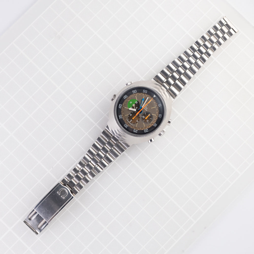 OMEGA Flightmaster No Dots but with dots Ref.145.013