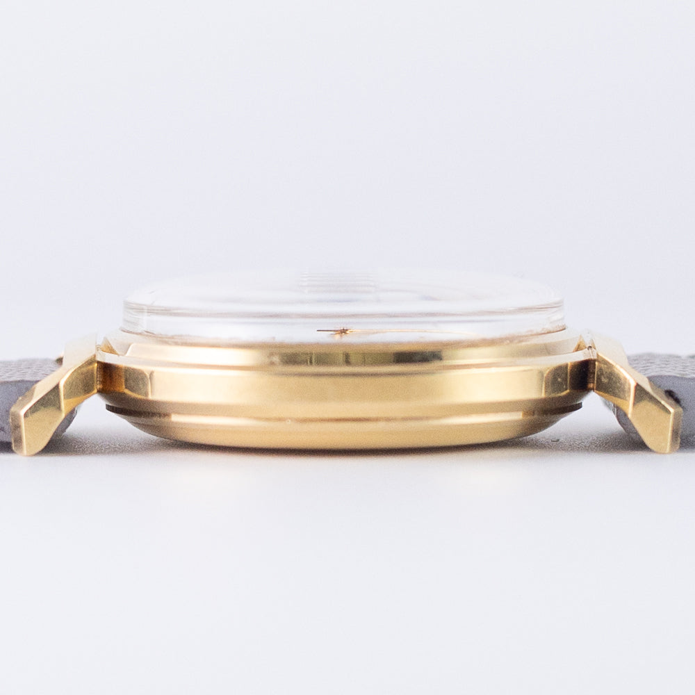 IWC De Luxe 18K Yellow Gold