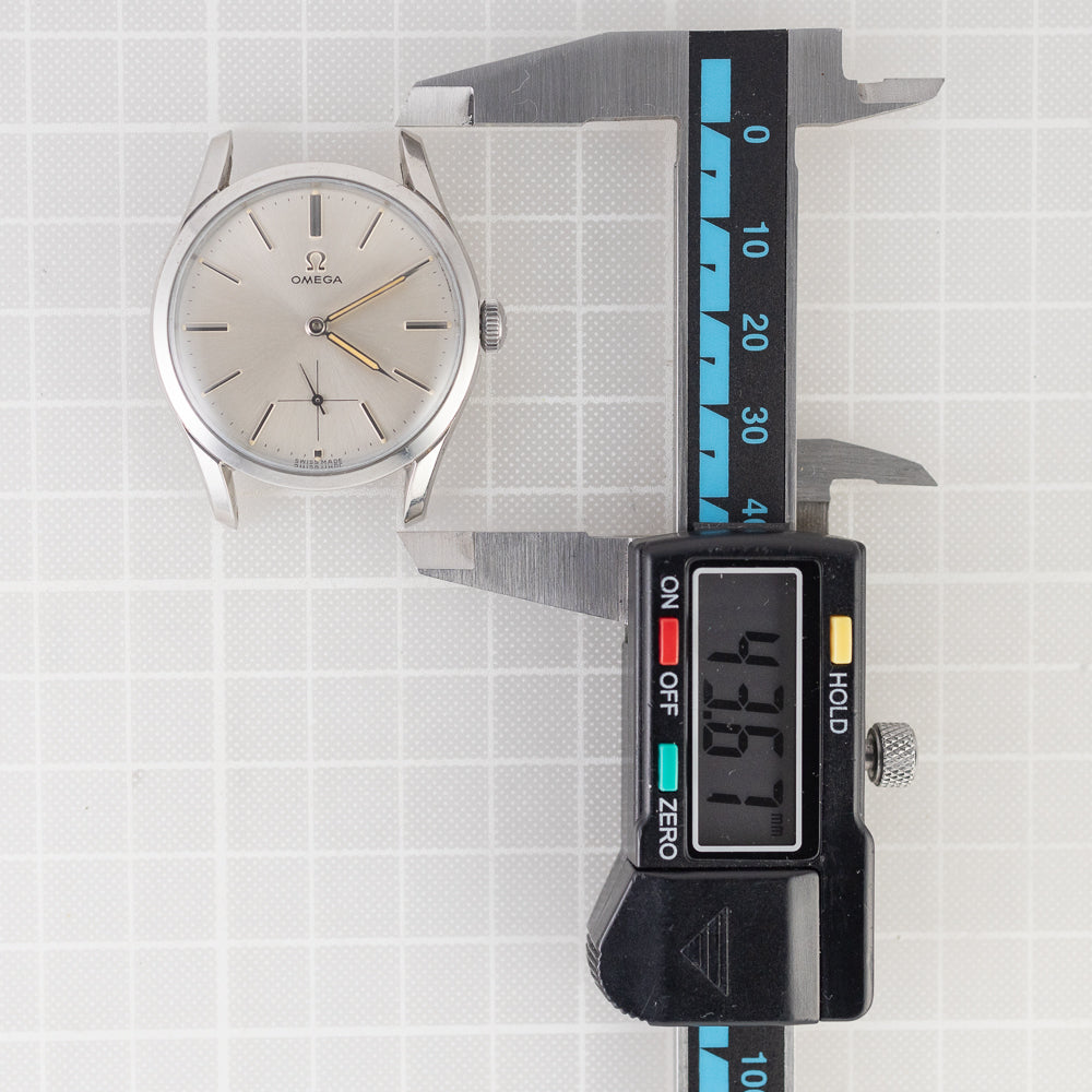 OMEGA Ref.2639-7 Cal.265 Early Sunburst Dial