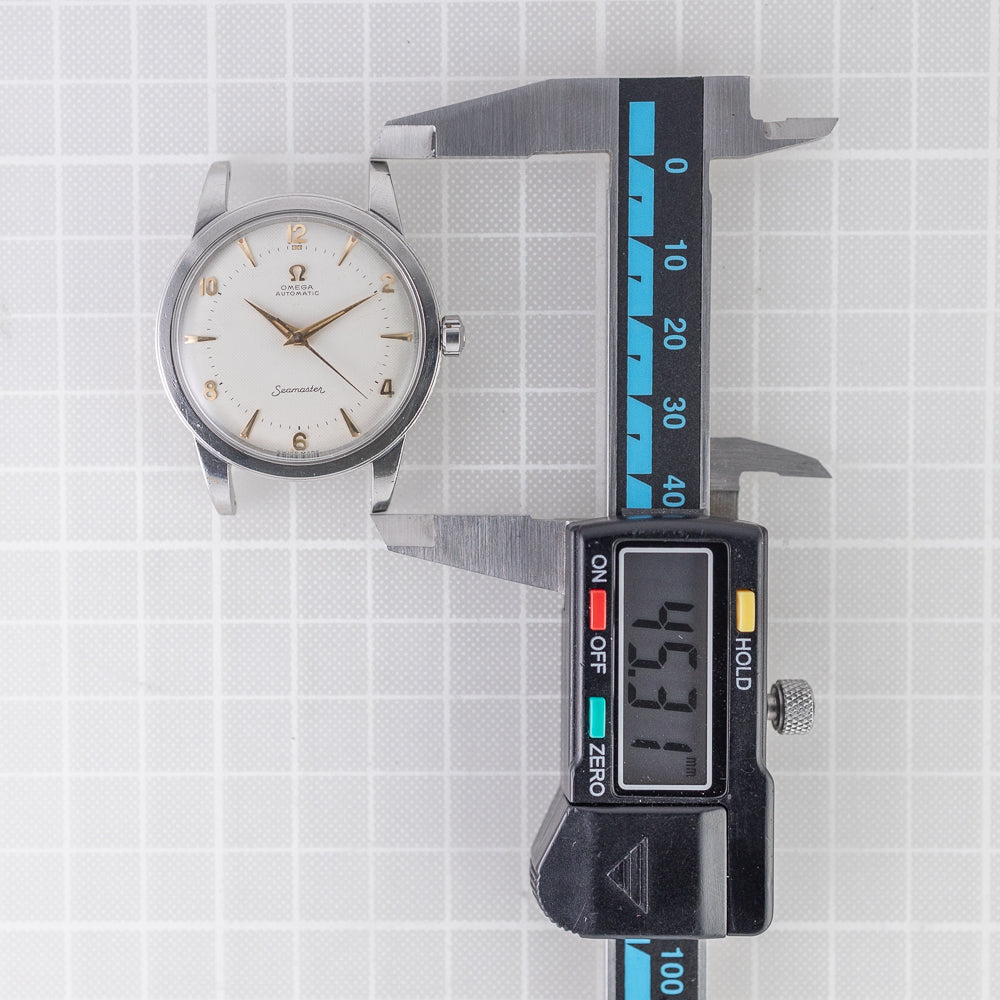 OMEGA Ref.2494-1 Bumper Guilloche dial
