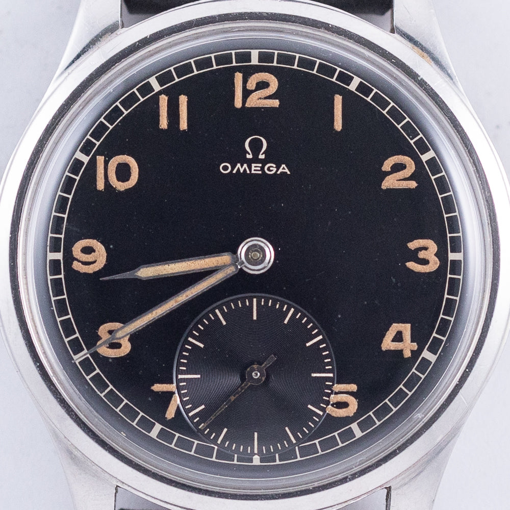 OMEGA Ref.2400 SUVERAN Mint Black Gilt Dial