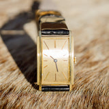 UNIVERSAL GENEVE Tank Ref.142149/02 18K Yellow Gold