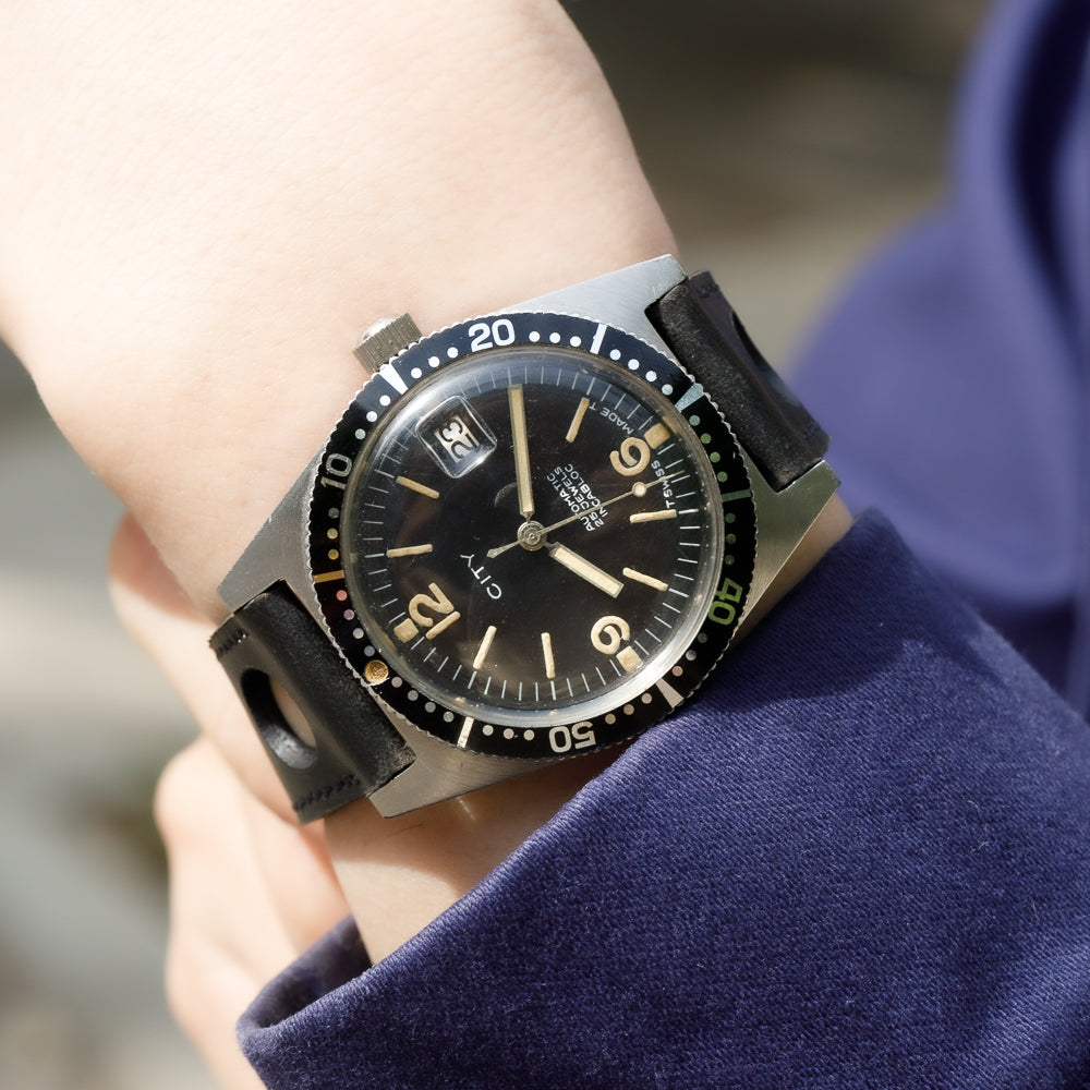 CITY 200m SKIN DIVER