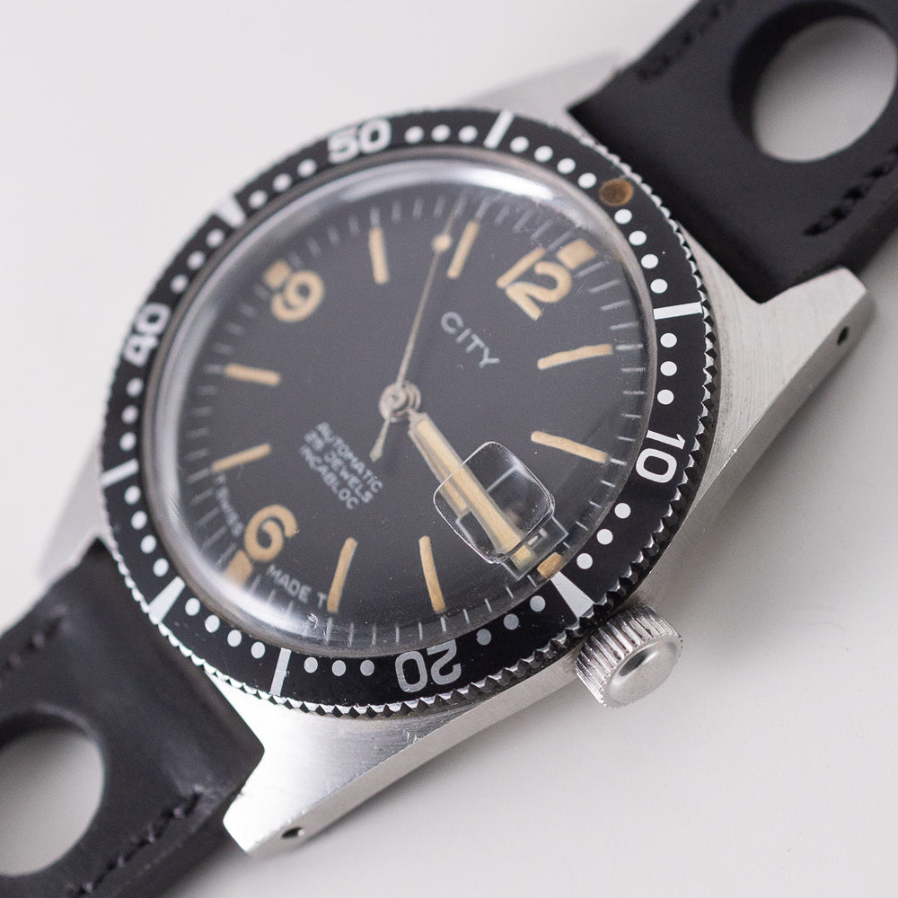 CITY 200m SKIN DIVER