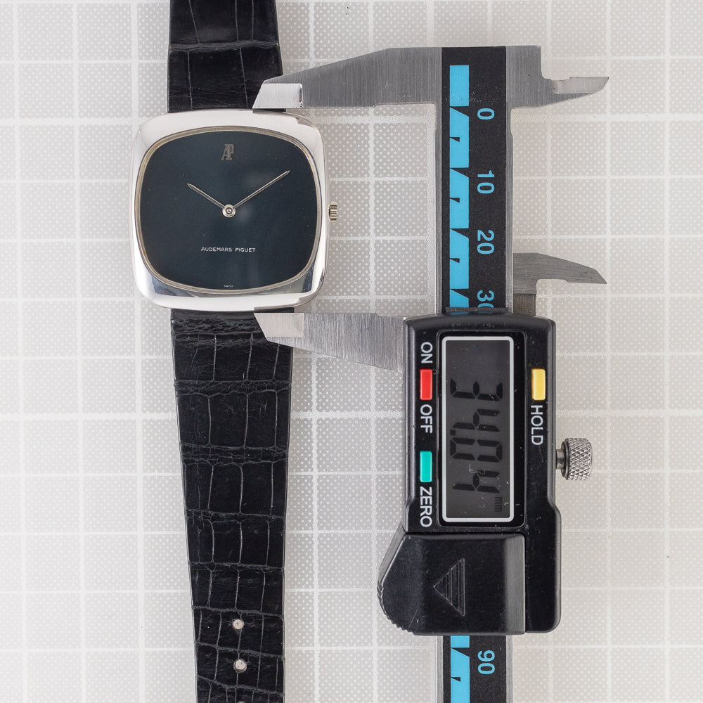 AUDEMARS PIGUET TV Screen NEW OLD STOCK
