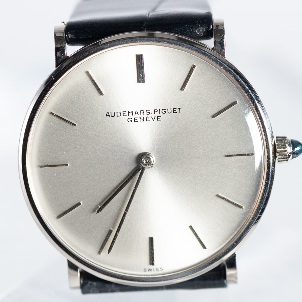 AUDEMARS PIGUET EXTRA FLAT mint w.BOX