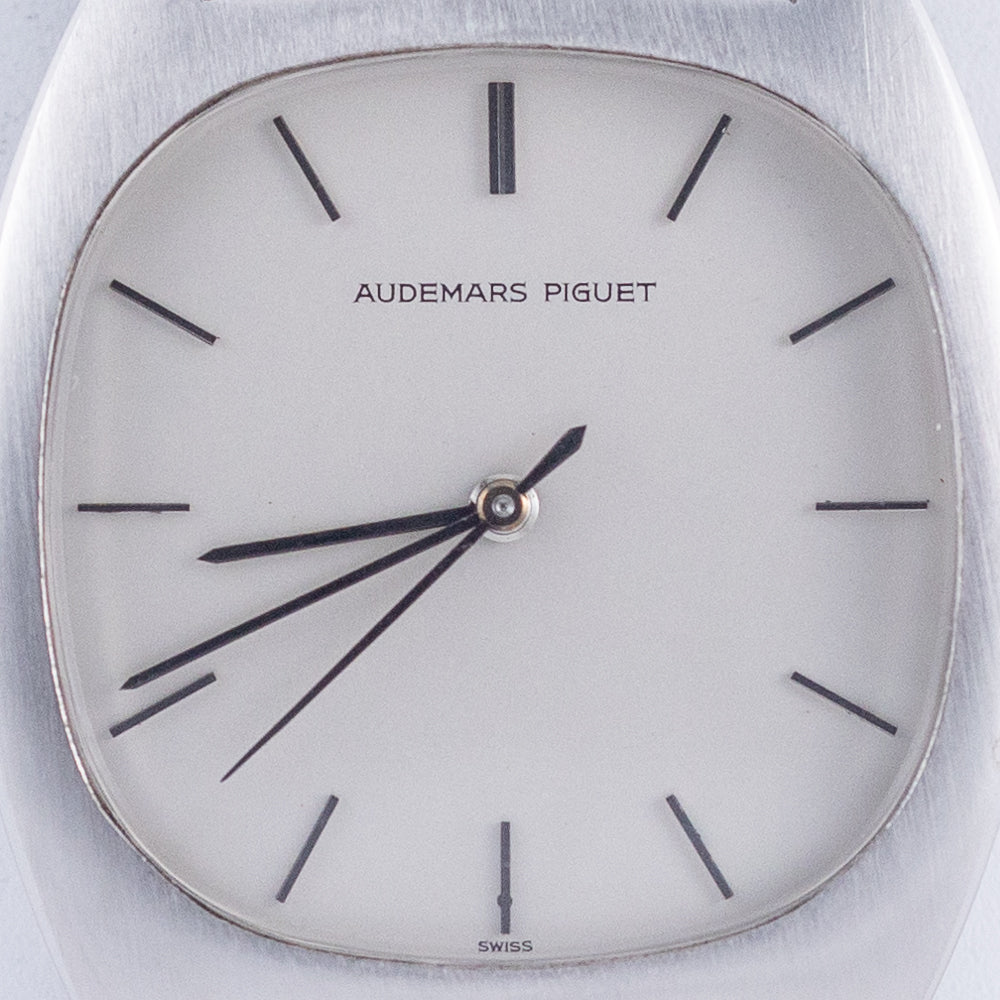 AUDEMARS PIGUET Ref.5369 Tonneau NEW OLD STOCK WITH TAGS