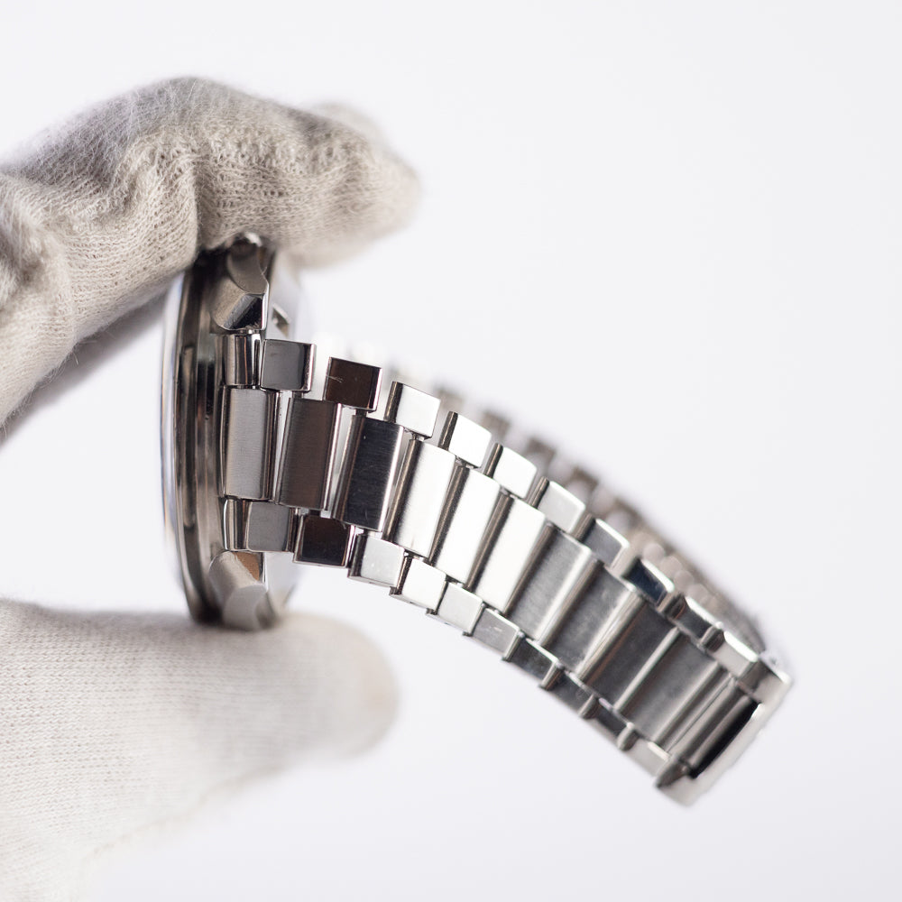 OMEGA SPEEDMASTER CB case Ref.105.012 Extract from the Archives