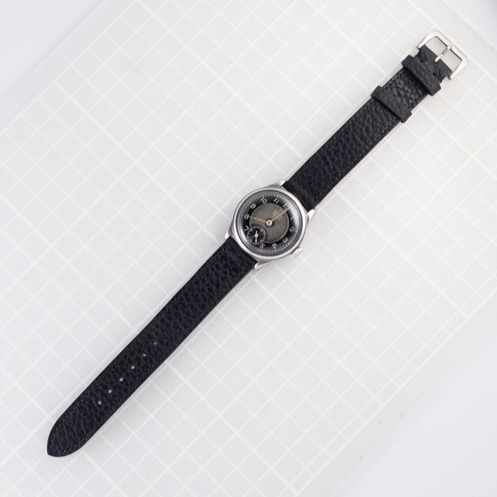 OMEGA Officer Bullseye Dial