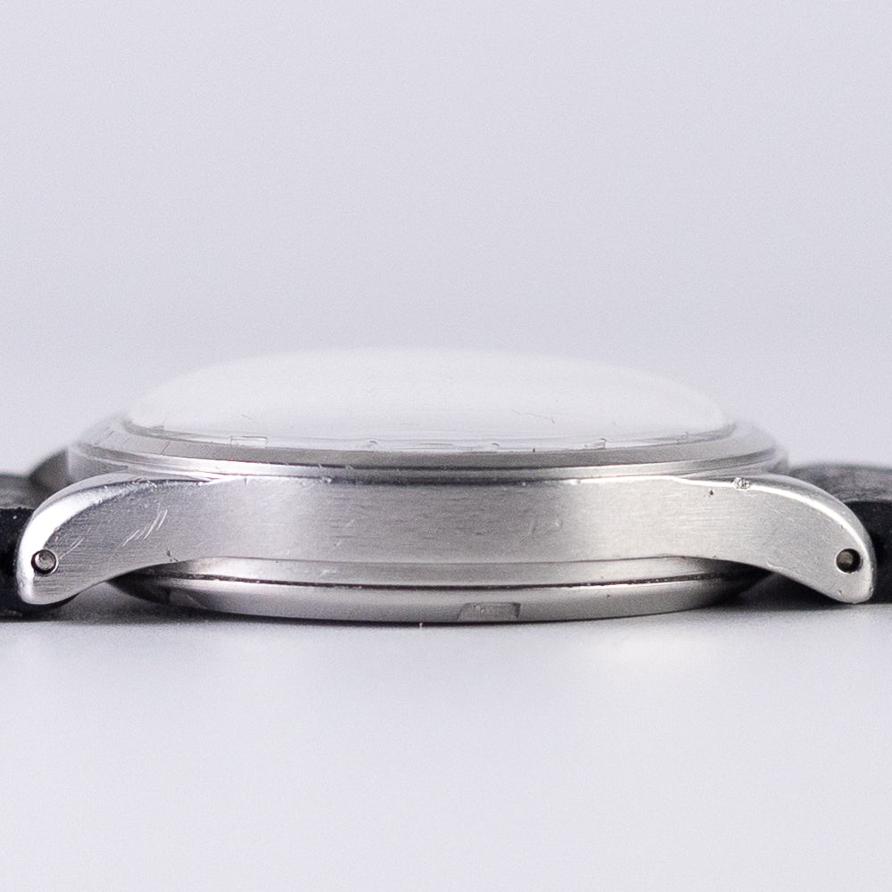 OMEGA Officer Bullseye Dial