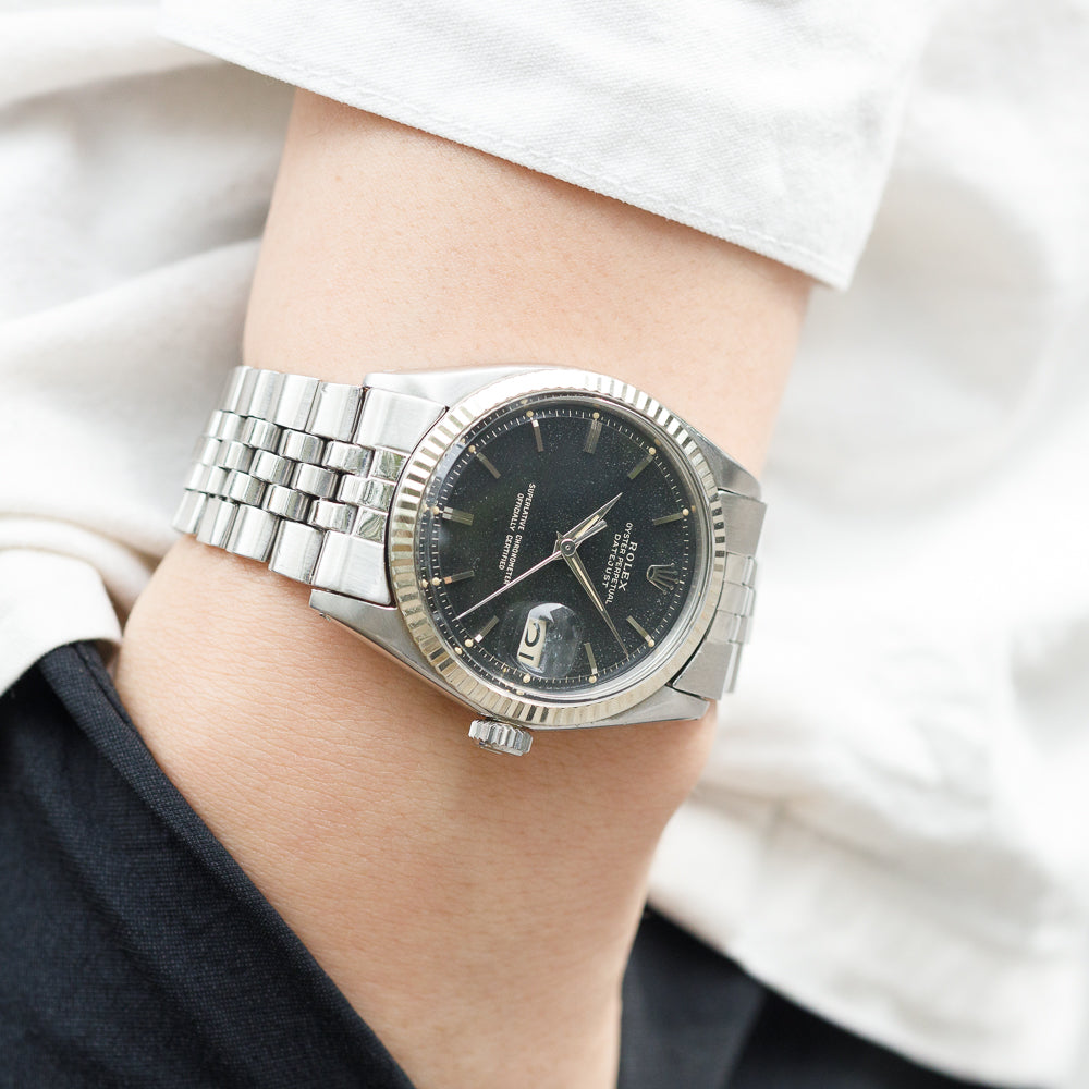 ROLEX DATEJUST Ref.1601 Black Gilt Dial