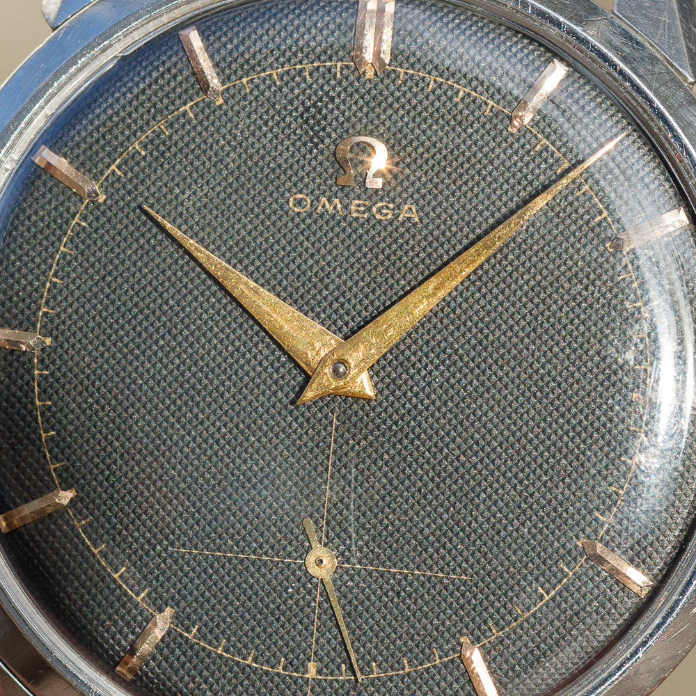 OMEGA Ref.2742 Black Guilloche Dial