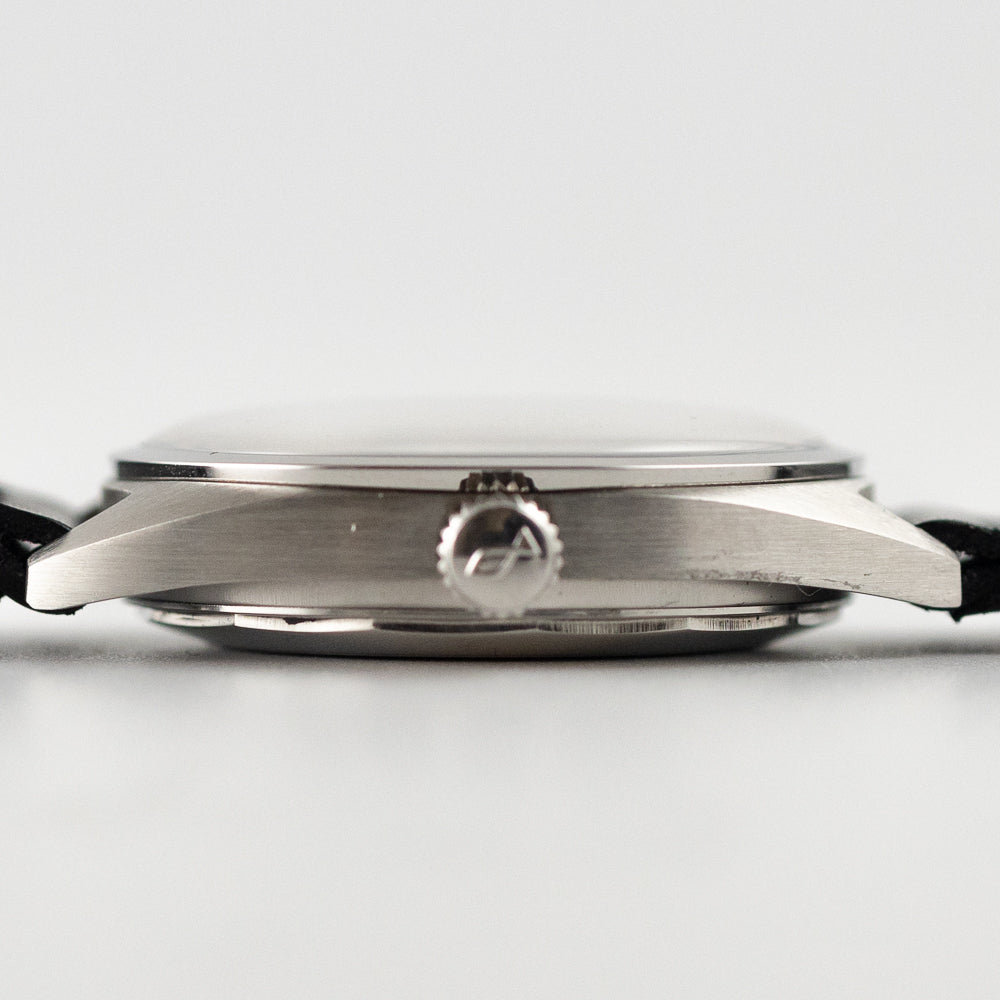 IWC YACHT CLUB REF.R811A
