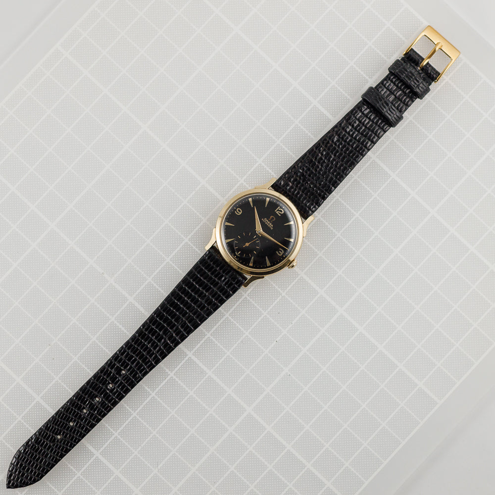 OMEGA Ref.6251 Black Gilt