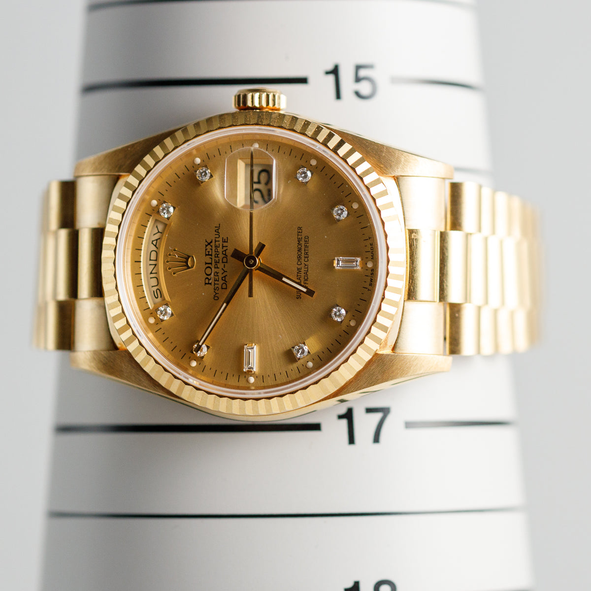 ROLEX DAY-DATE Ref.18238 10 Points Diamond