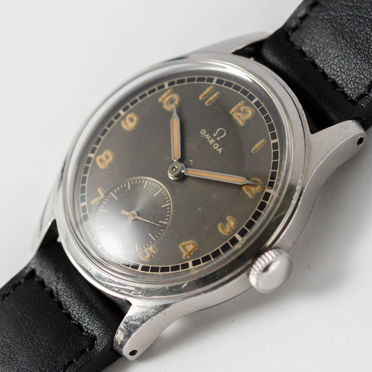 OMEGA Ref.2400 SUVERAN by Government of Sweden