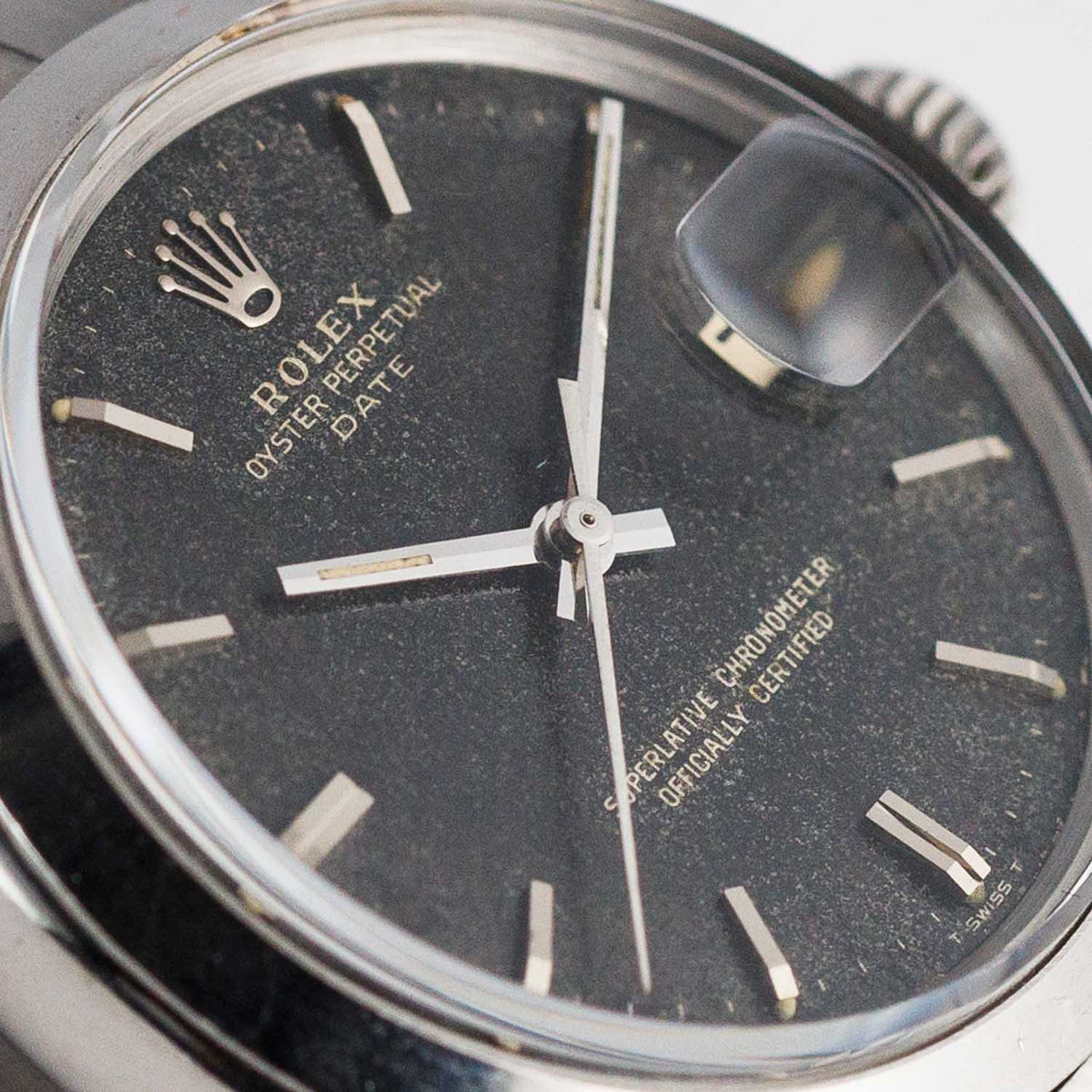 ROLEX OYSTER PERPETUAL DATE Ref.1500 Black Gilt Patina Dial