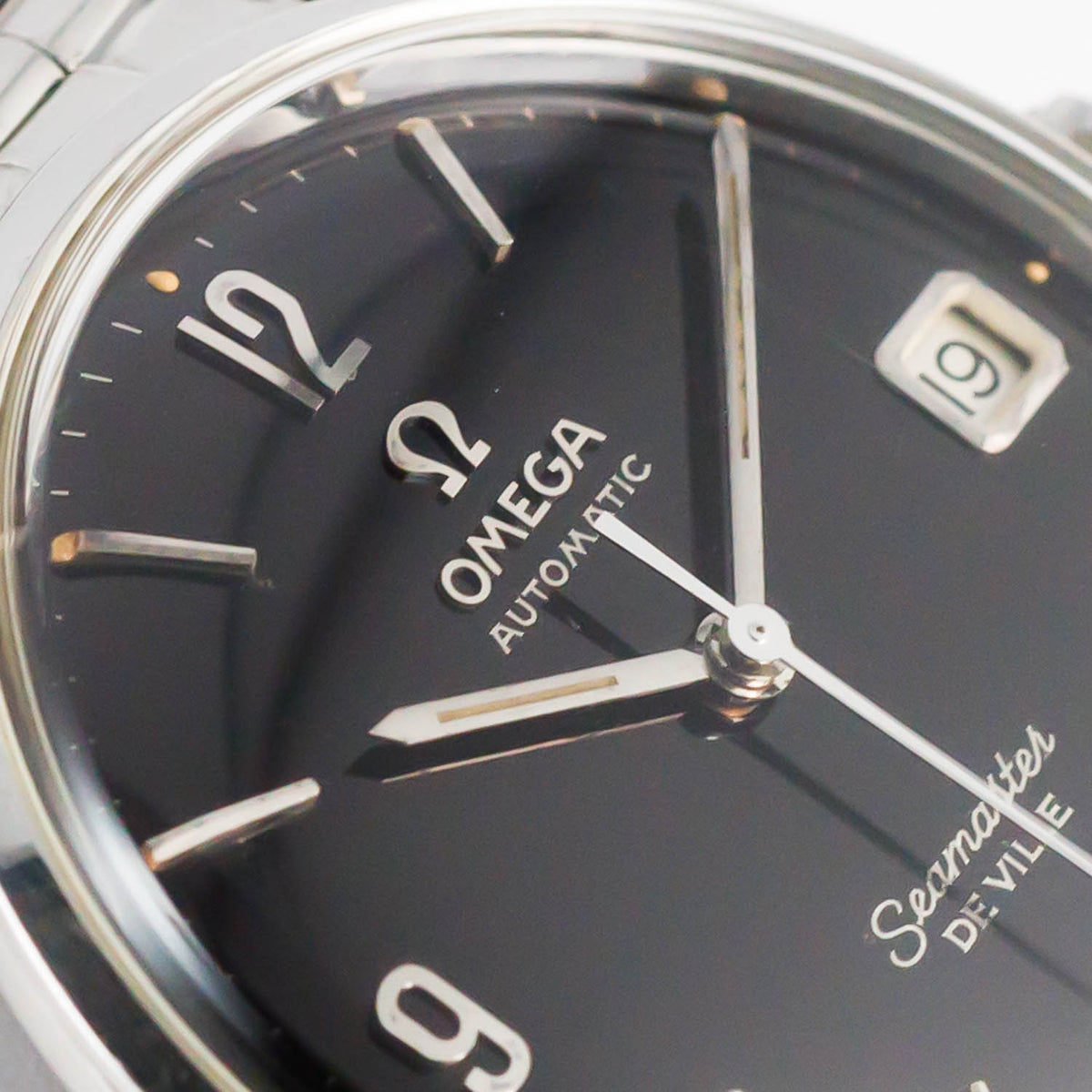 OMEGA Ref.166.020 Glossy Black Gilt Dial