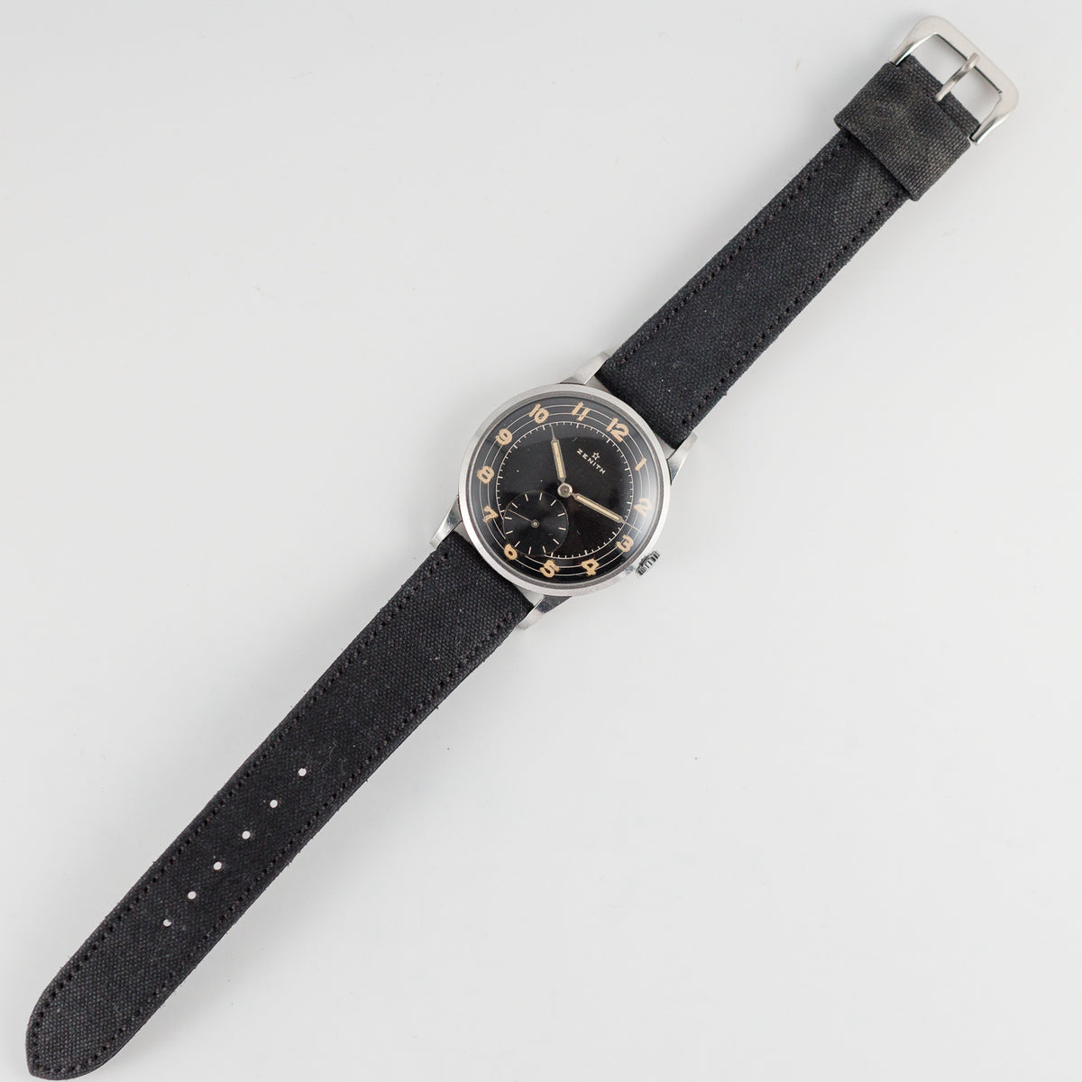 ZENITH Jumbo Case Black Gilt Dial 3 Circle line