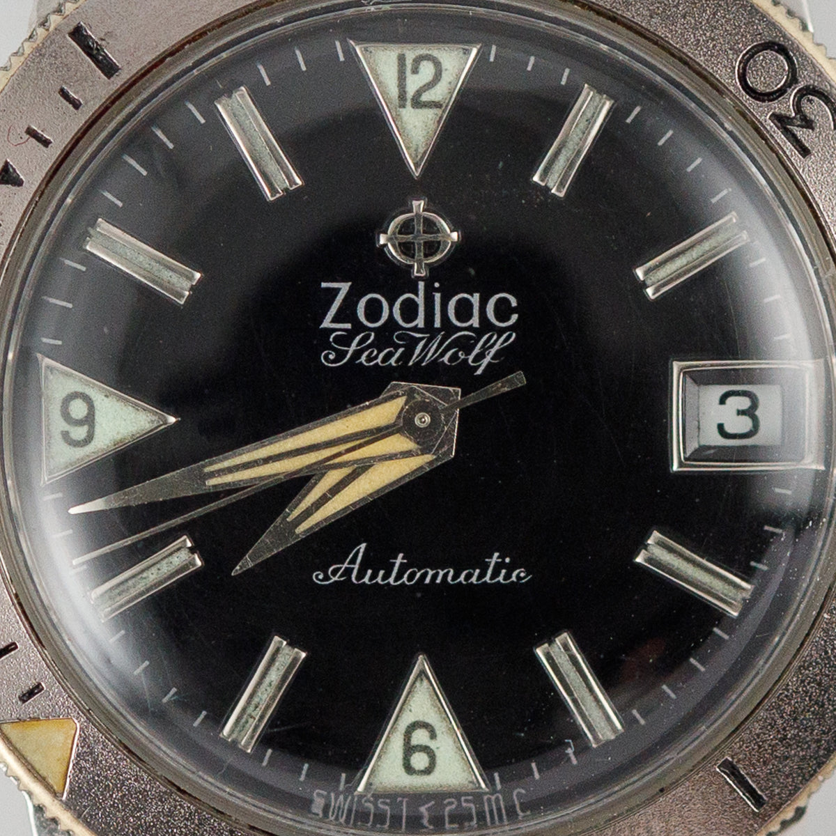 ZODIAC Seawolf Ref.722-916 Black Mirror Dial