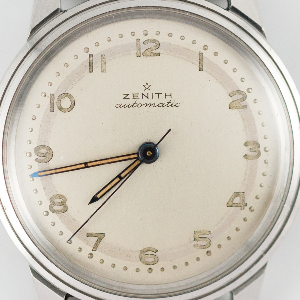 ZENITH Two-Tone Dial Step Bezel